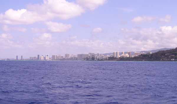 Honolulu vue du large